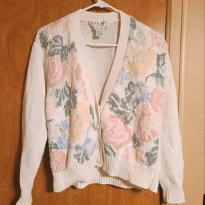Michelle Stuart Studio vintage hand knit floral sweater.  large
